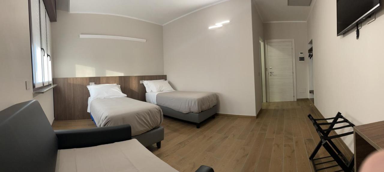 Villoresi Rooms Castano Primo Exterior photo